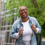 Image of Lakeyia outside holding a stethoscope.