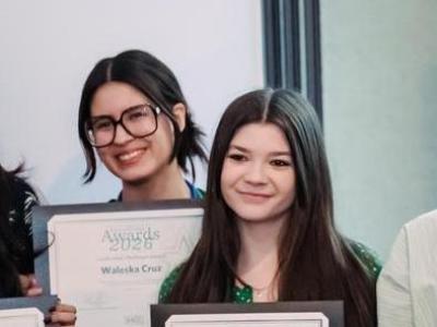 Waleska Cruz at the Impact and Excellence Awards with other students.